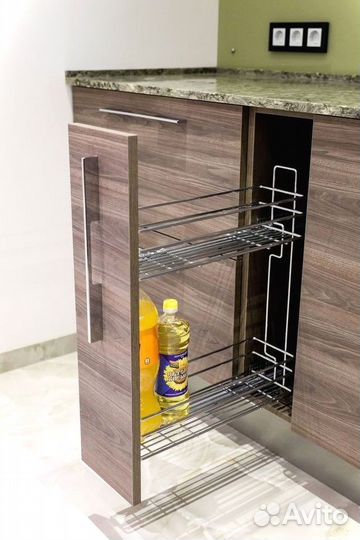 Кухня до потолка