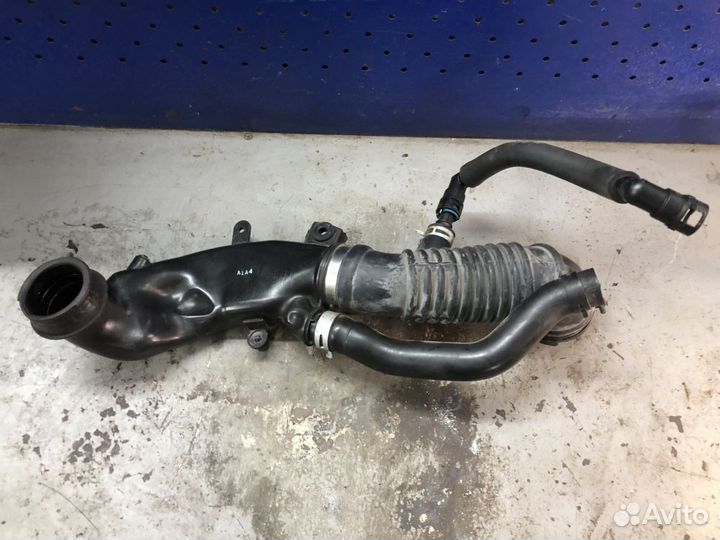 Патрубок интеркулера Мазда CX7 Оригинал