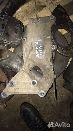 Кронштейн крепление компрессора Мерседес Актрос