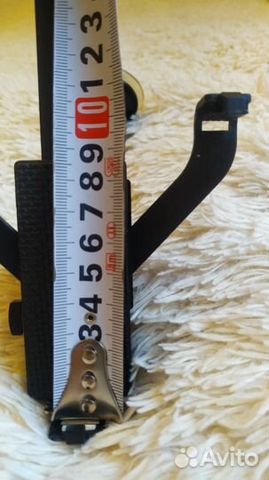 Держатель для планшета на стекло автомобиля