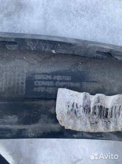 Рамка противотуманой фары правая Киа Рио 4 рест