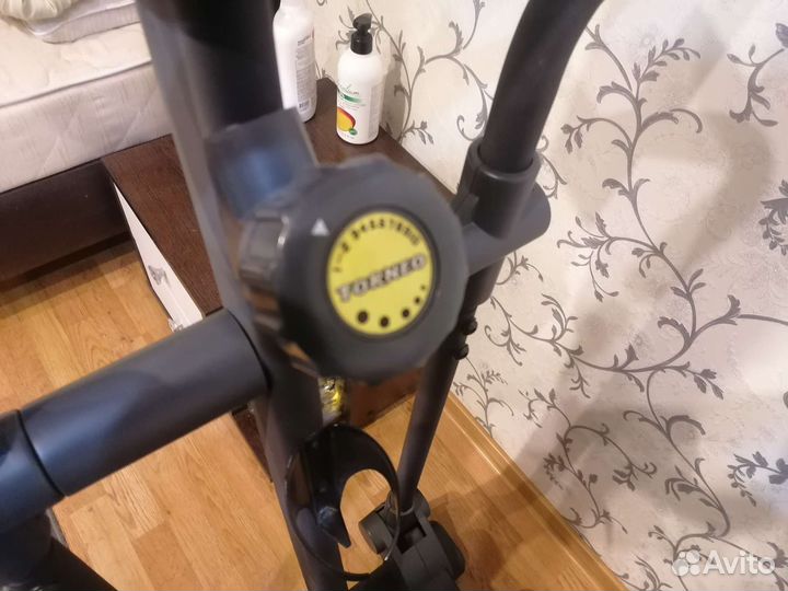 Эллиптический тренажер torneo