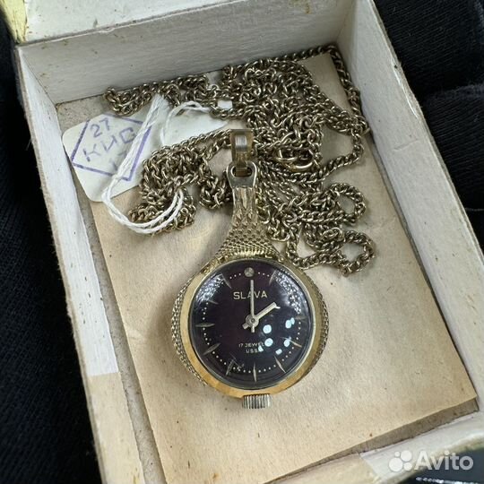 Часы-кулон с цепочкой Slava 17 камней