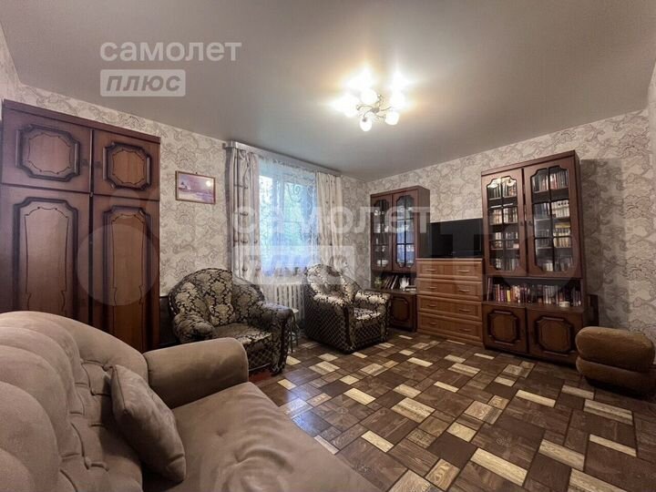 3-к. квартира, 64 м², 1/2 эт.