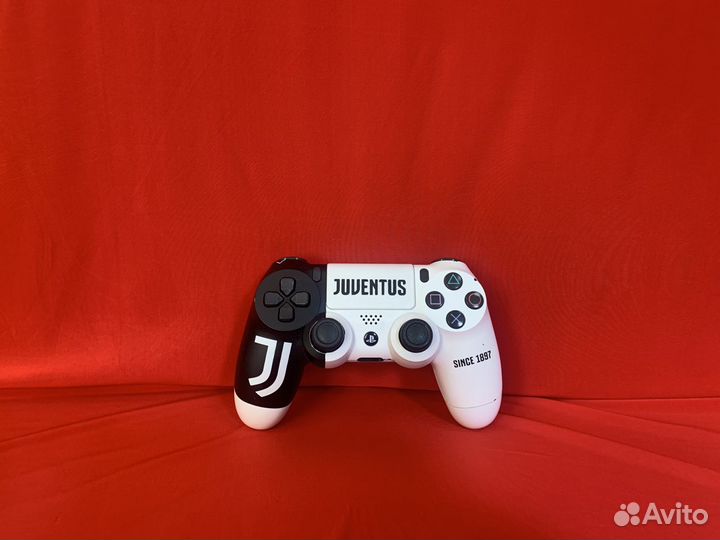 Геймпад PS4 Juventus