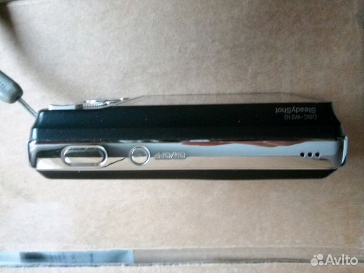 Цифровая фотокамера Sony Syber-shot DSC-W210