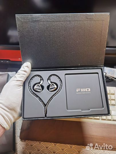 FiiO FH19