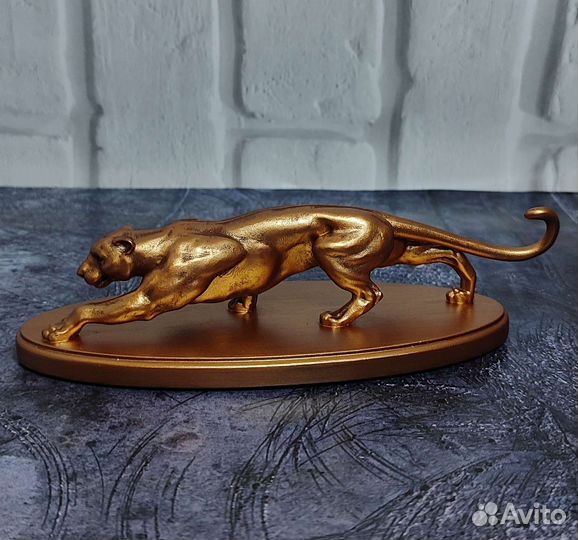 Статуэтка пантера