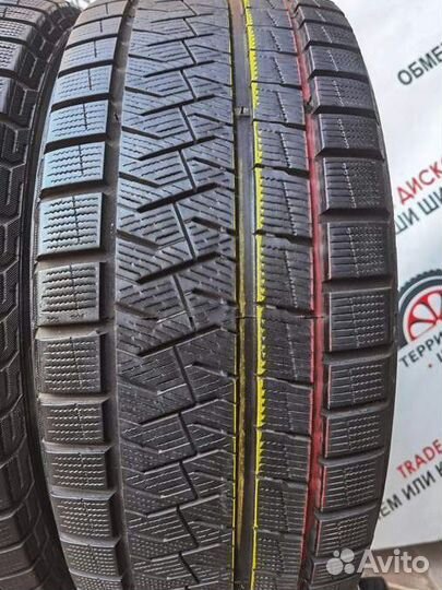 Pirelli Ice Asimmetrico Plus 225/45 R17 97V