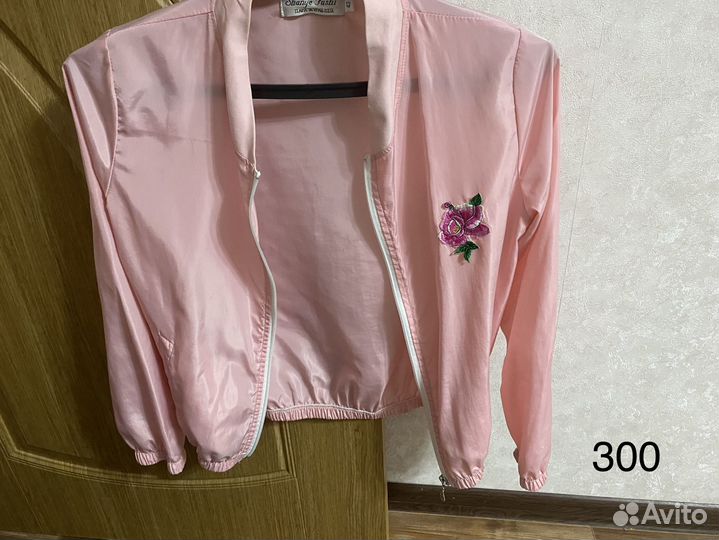 Продам вещи на девушку размер 42-44