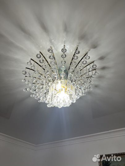 Продается люстра Чешская