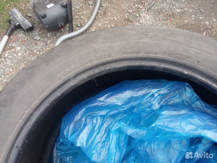 Bridgestone Dueler H/L 33A 235/55 R20