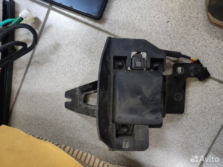 Датчик слепых зон задний левый Kia Sorento 3 Prime