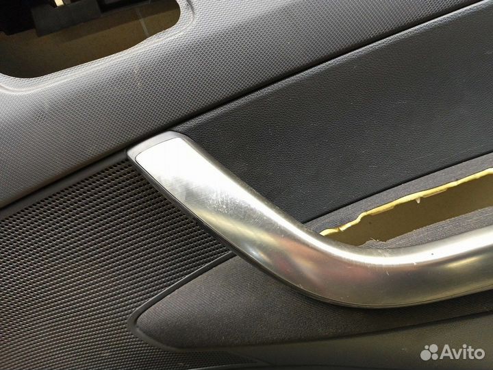 Обшивка двери передней правой 408 2012