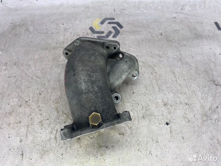 Фланец дроссельной заслонки Audi A6 C6 BPP 2.7 TDI