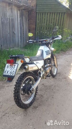 Suzuki djebel 200