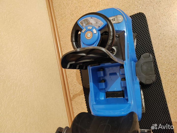 Машинка-каталка