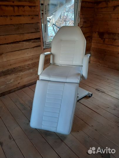 Косметологическое кресло - кушетка на гидравлике