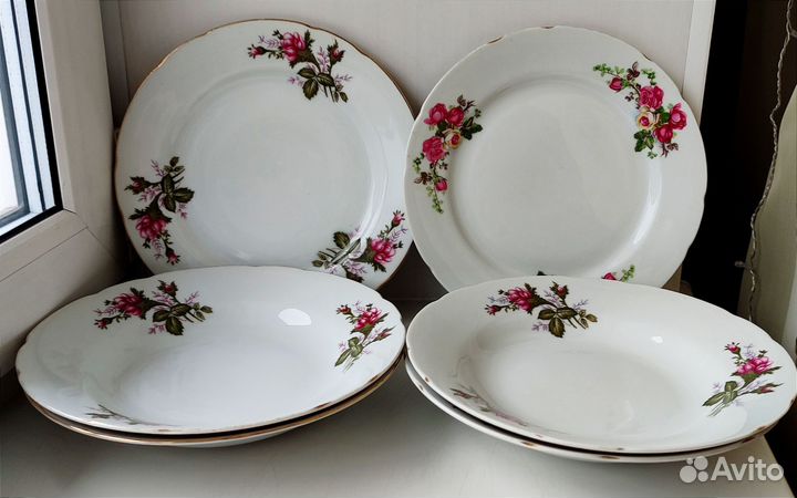 Фарфоровые тарелки Япония