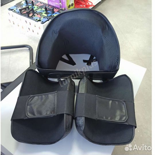 Защита корпуса и бедер тренера рыцарь