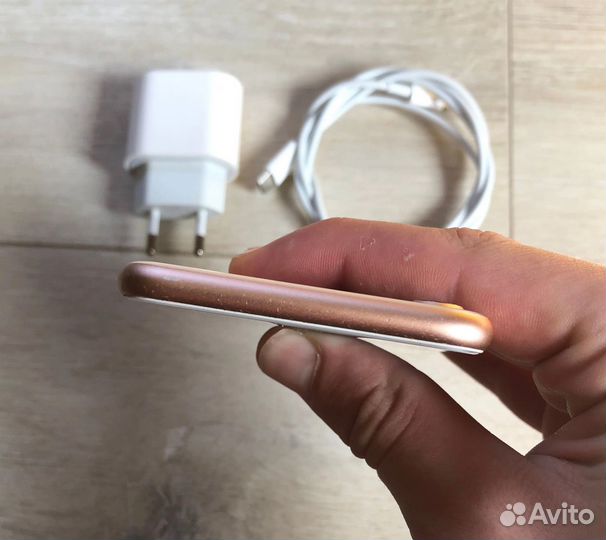 iPhone 8 256gb Gold RU/A