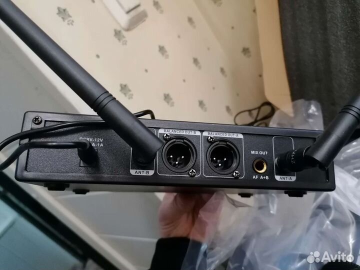 Радиомикрофоны G-Mark с переключением частот