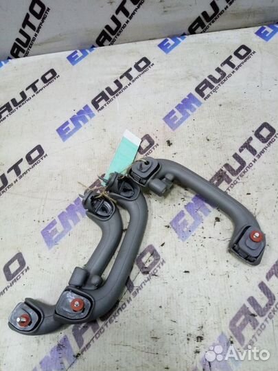 Ручка внутренняя потолочная Кия Рио 3