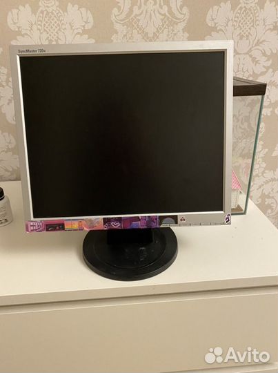 Монитор samsung