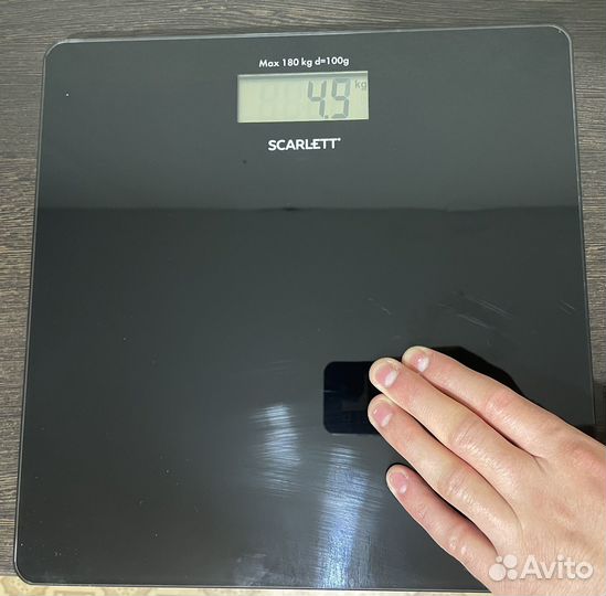 Весы напольные Scarlet