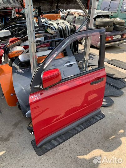 Дверь передняя левая Nissan X-trail T31