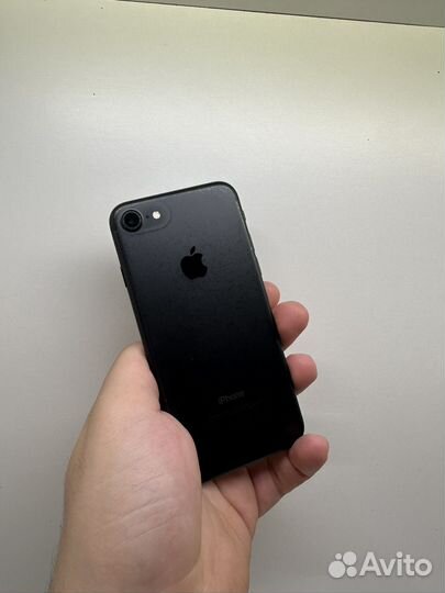 iPhone 7, 256 ГБ