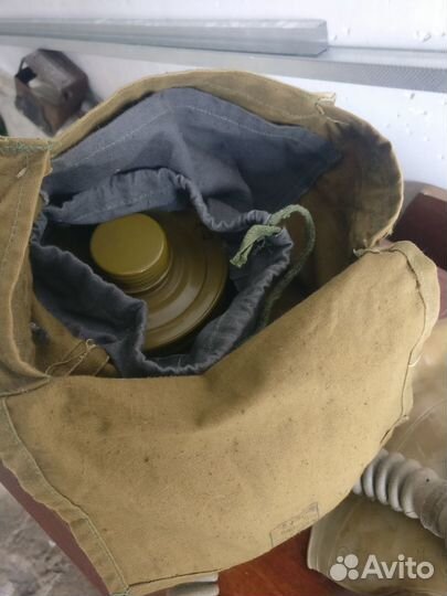 Противогаз с фильтром СССР