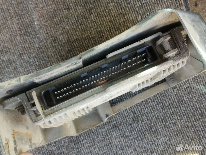 Блок управления двигателем Рено Меган 1