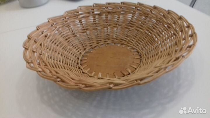 Новая тарелка плетеная