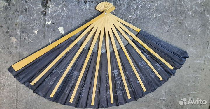 Веер ручной