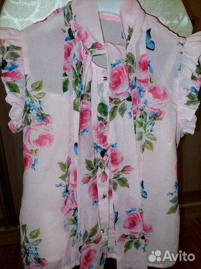 Блузки на девочку 104-110