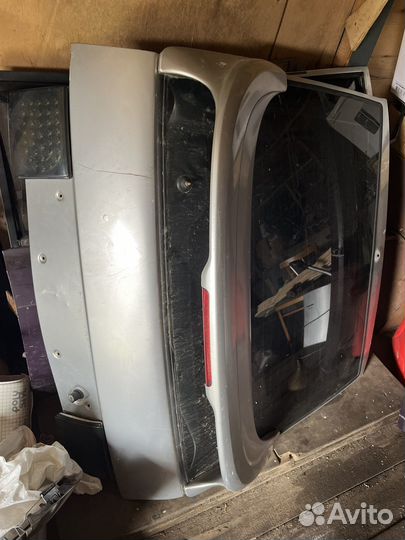 Задняя крышка богажника ваз 2112