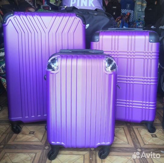 Чемоданы пластиковые