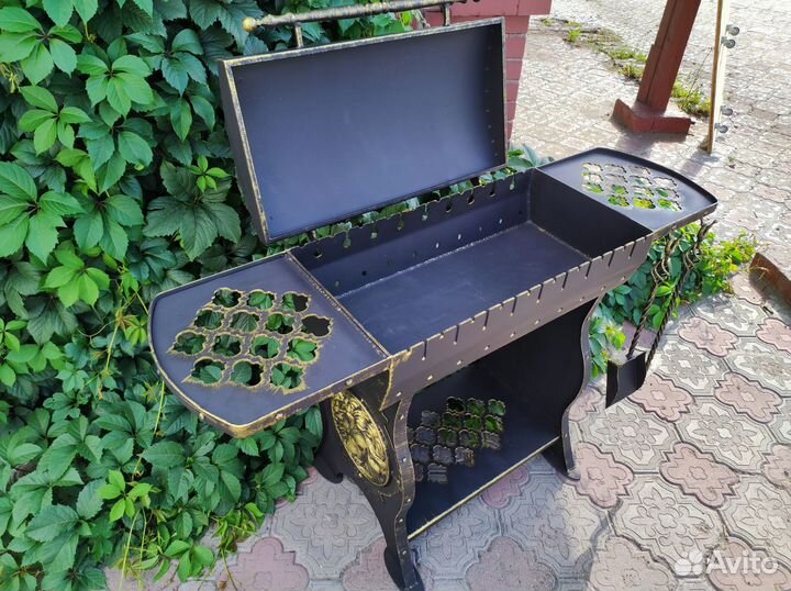 Мангал с откидной крышкой