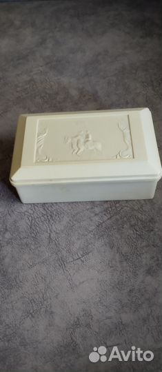 Шкатулка красноармейцы карболит 50-е г.г