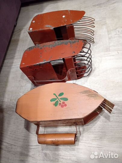 Грабилка для сбора ягод