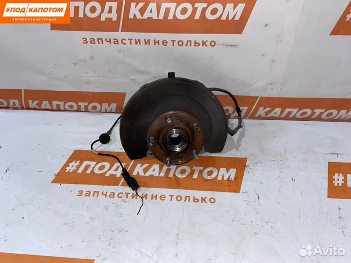 Кулак передний правый Mitsubishi Lancer 10 2010