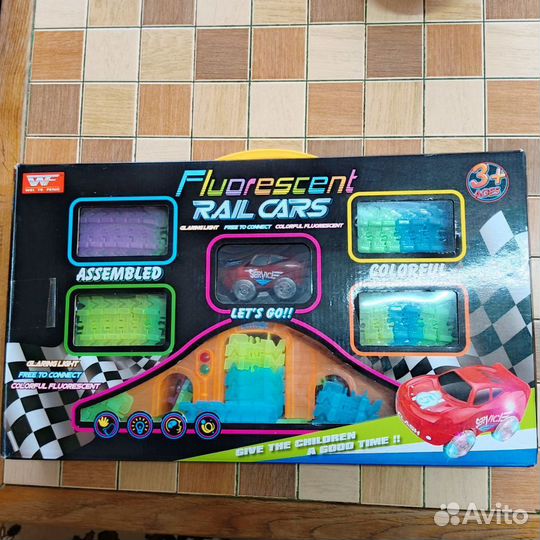 Флуоресцентный гибкий гоночный трек