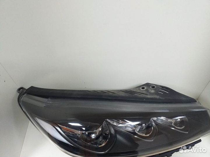 Фара правая Kia Sorento Prime рестайлинг