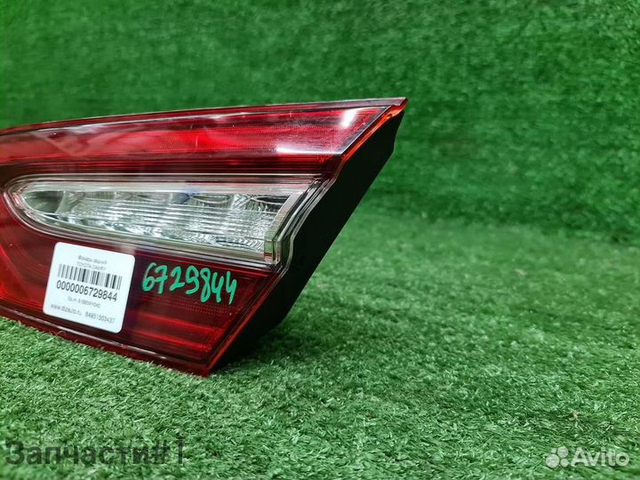 Фонарь правый внутр. Toyota Camry xv70 17-нв LED