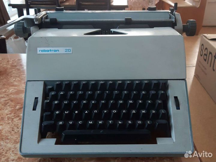 Пишущая машинка