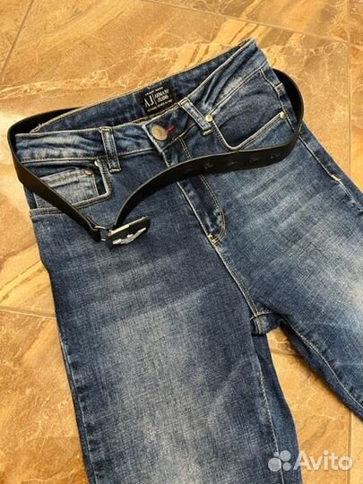 Джинсы женские 26
