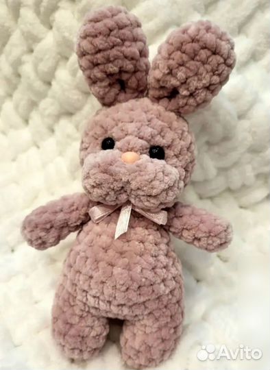 Плюшевый заяц