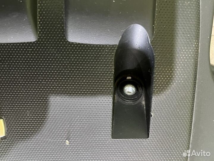 Крышка двигателя декоративная nissan tiida c11