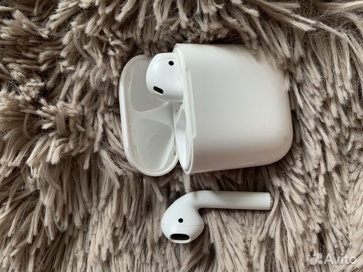 Airpods 1